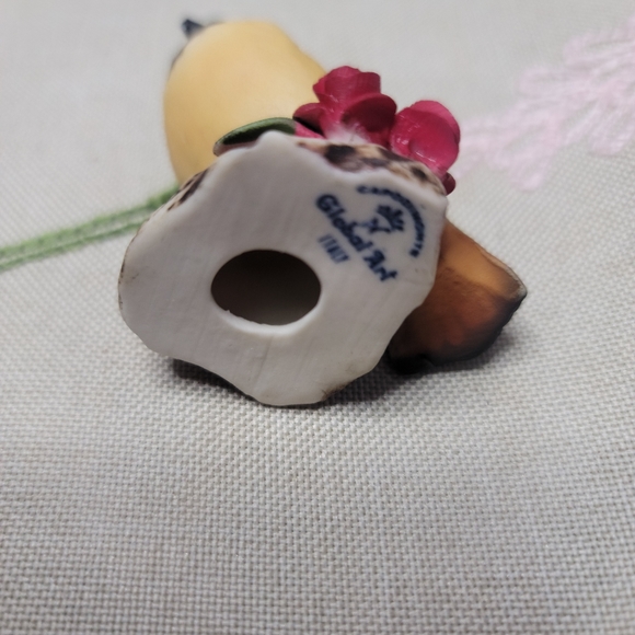 The House of Global Art of Italy Miniature Capodimonte Bird - Picture 4 of 5